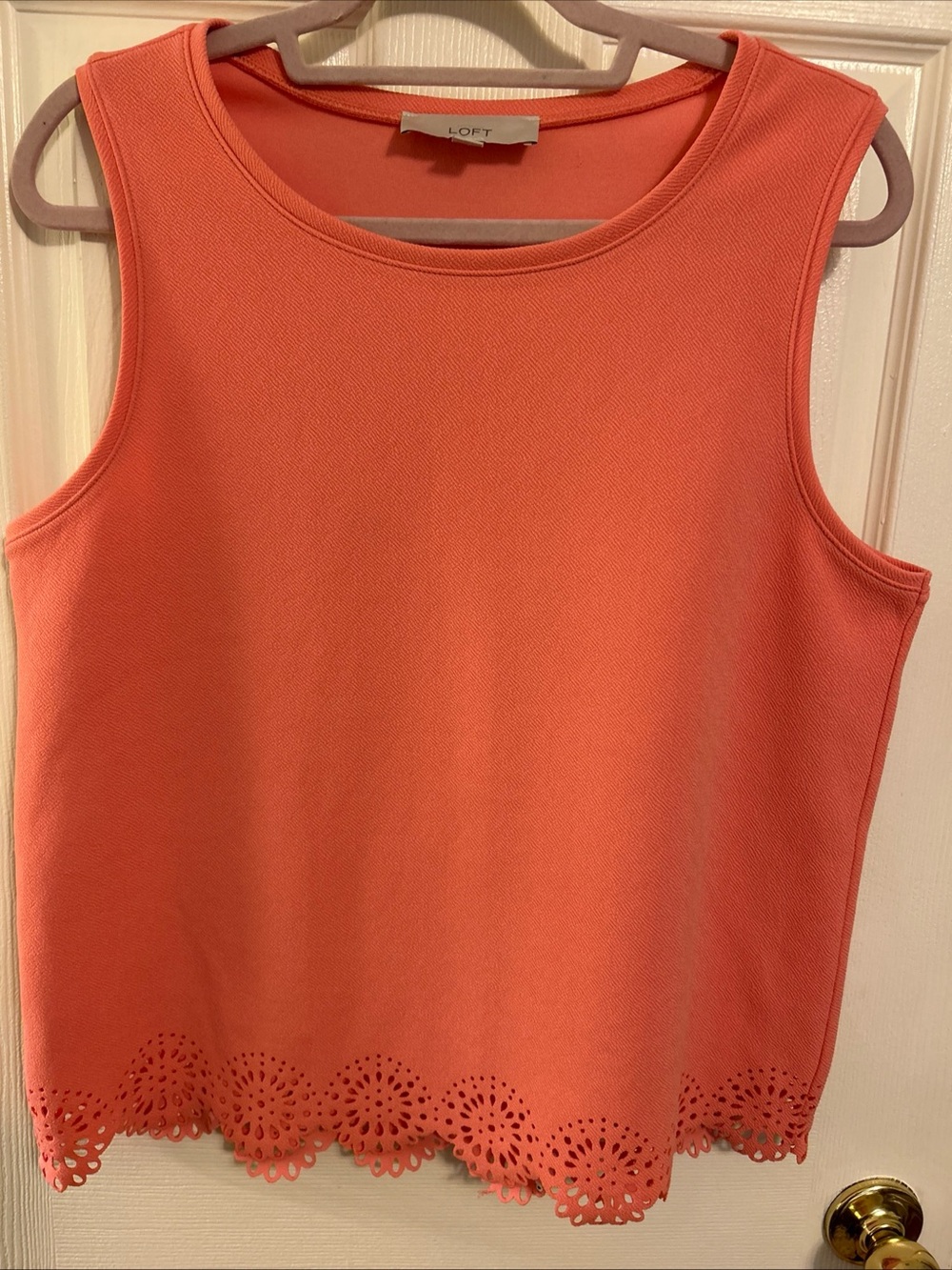 LOFT Coral Sleeveless Laser Cut-Hem Shell Top Size Large